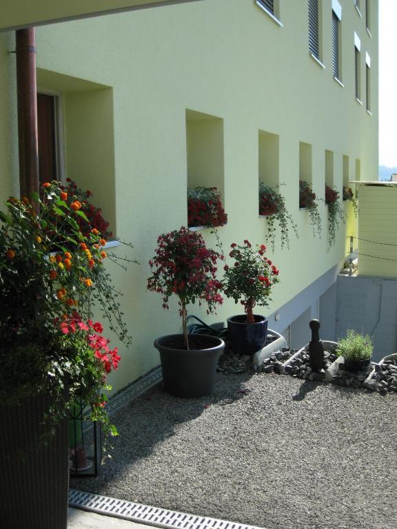 Hotel Restaurant Rössli Uetendorf Exteriör bild
